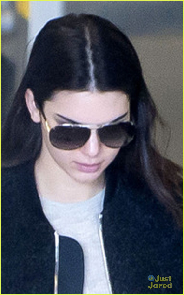kendall jenner hangs out with justin bieber 02