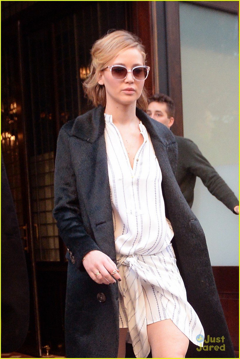 jennifer lawrence heads to gma to reunite with trio 06