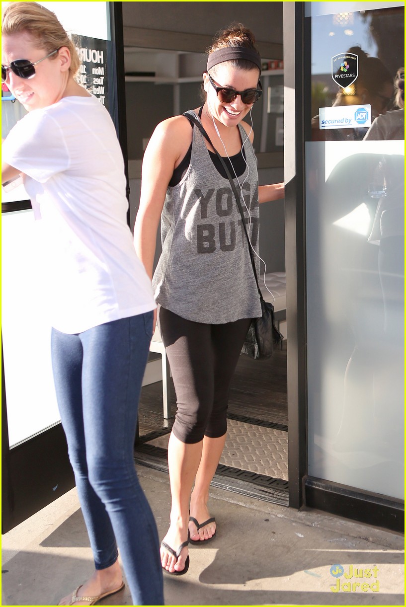 Lea Michele Treats Herself To A Spa Day After Filming Flee s 700th