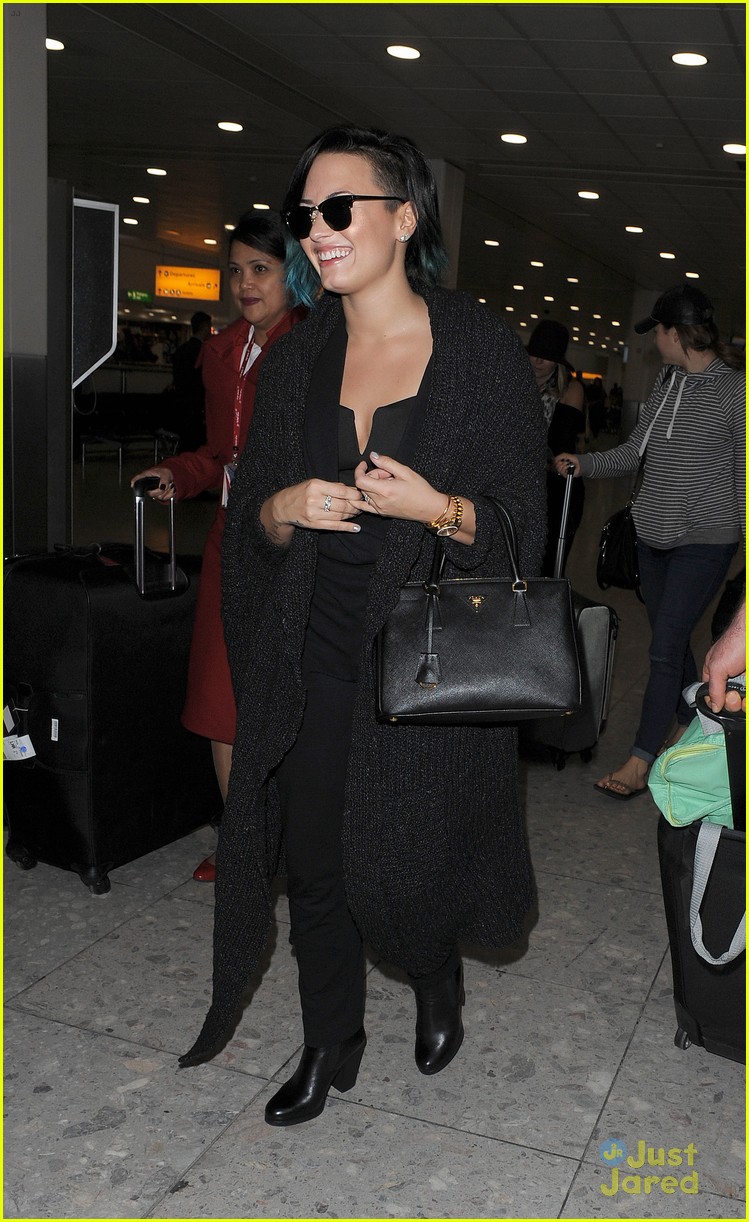 demi lovato excited to see european lovatics 21