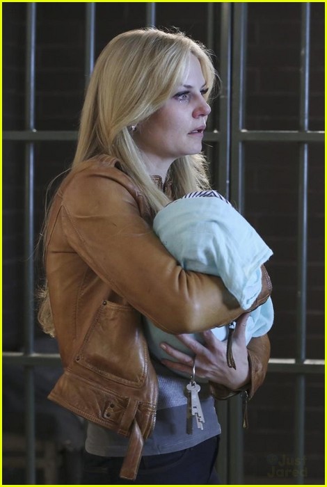 once upon a time fall stills 14