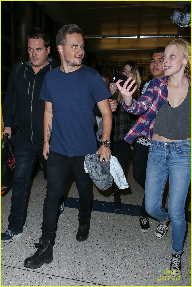 niall horan louis tomlinson liam payne fly out of los angeles 03