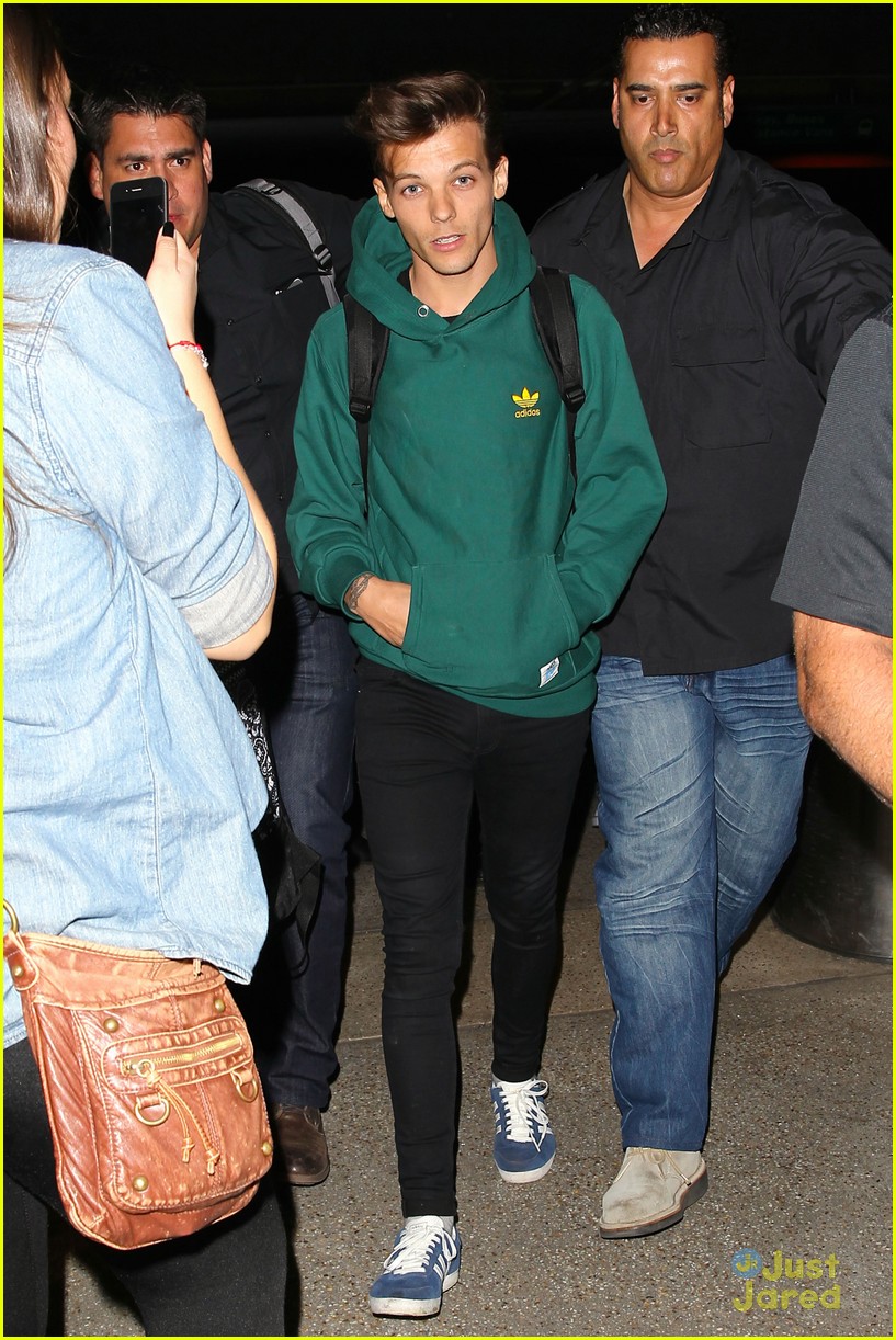 niall horan louis tomlinson liam payne fly out of los angeles 07