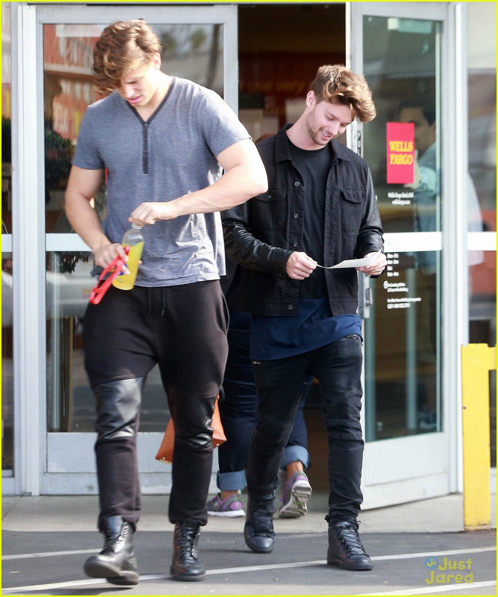 patrick schwarzenegger steps out after kissing miley cyrus 07