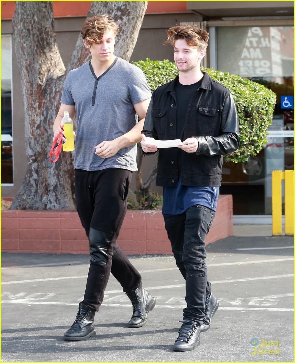 patrick schwarzenegger steps out after kissing miley cyrus 11