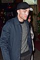 robert pattinson supports fka twigs at nyc afterparty 02