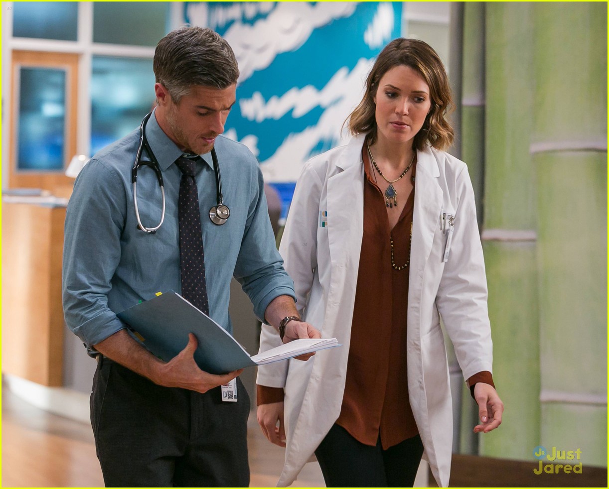red band society mandy moore guest star 04