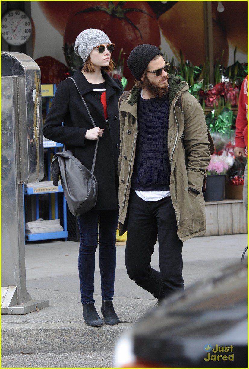 emma stone andrew garfield get alone time 19