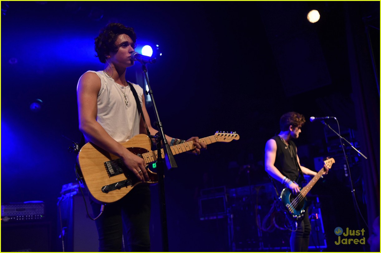 the vamps just jared homecoming dance 31