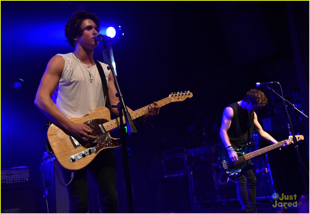 the vamps just jared homecoming dance 32