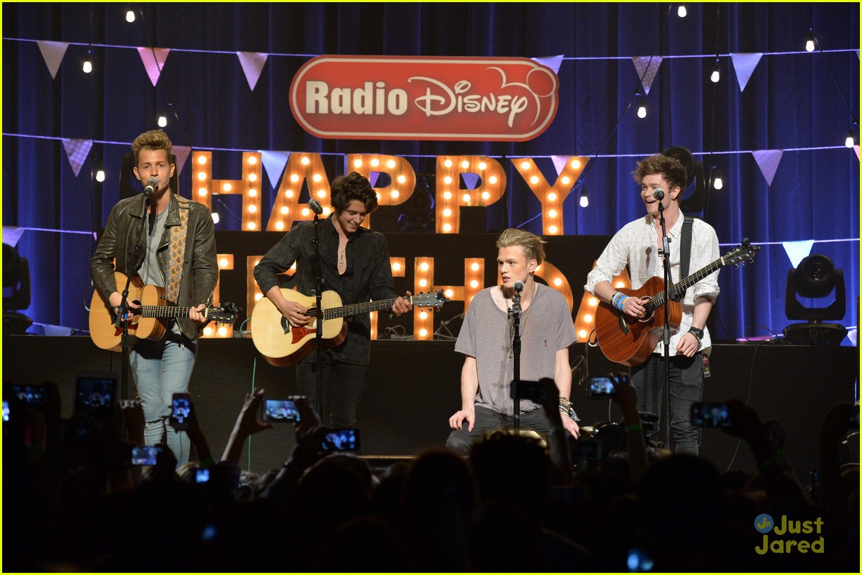 the vamps 5th harmony rd bday 05