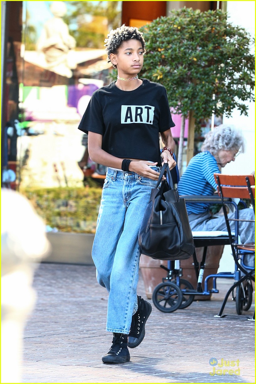 willow smith doesnt care what people say 01
