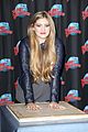 willow shields nyc outing planet hollywood 10