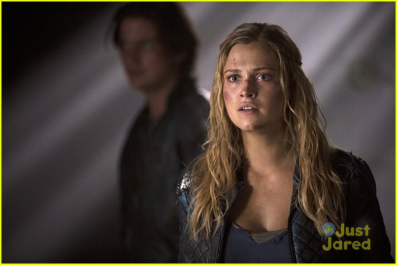 the 100 long into abyss stills 12