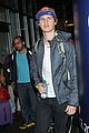 ansel elgort poses with fans airport 03