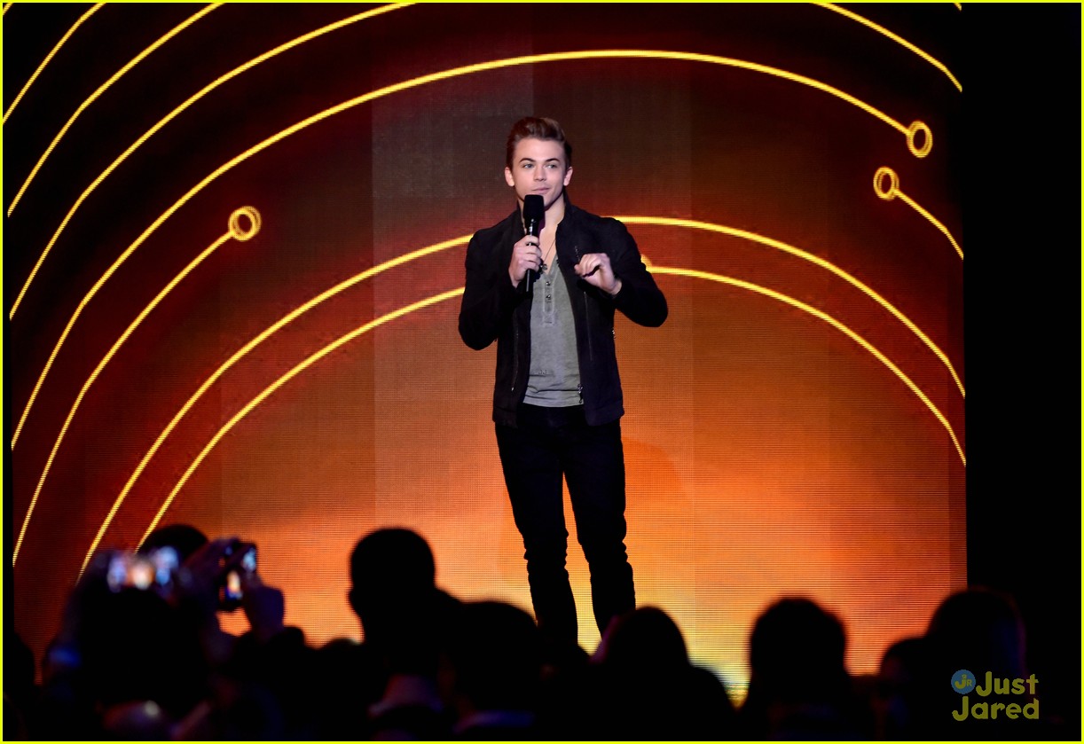 hunter hayes glowing from grammy nomination 03