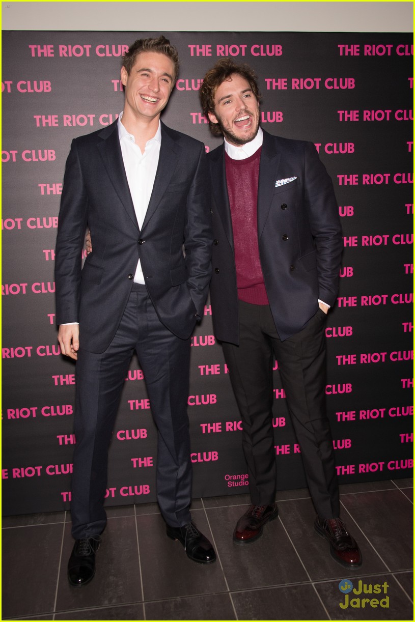 max irons sam claflin look like theyre having the best time 04