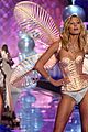lily aldridge karlie kloss share moments with taylor swift 11