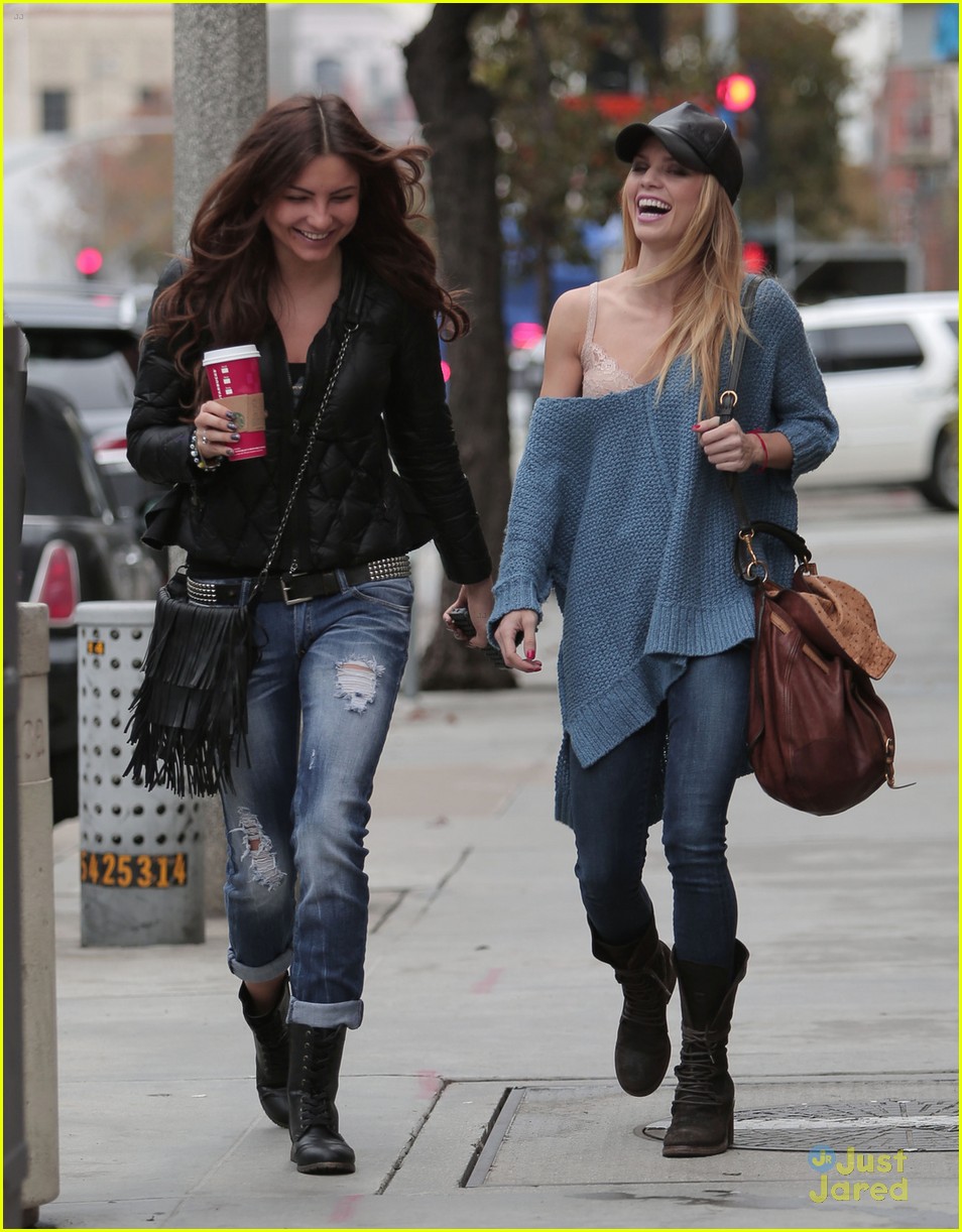 annalynne mccord joins isolation lunch outings 01