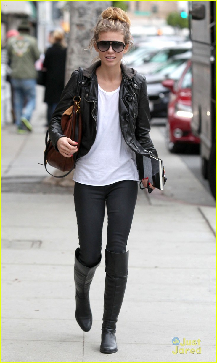 annalynne mccord joins isolation lunch outings 07