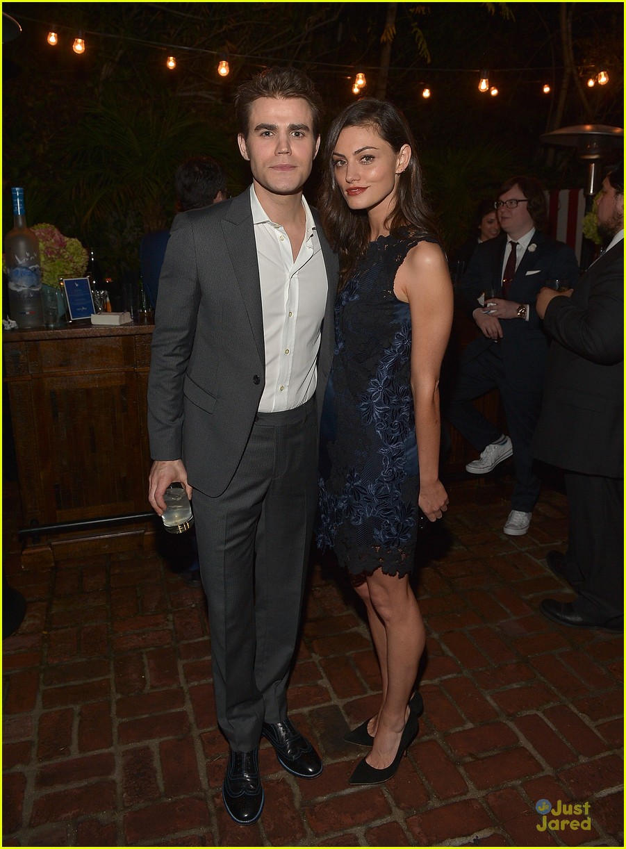 paul wesley phoebe tonking couple up for chateau marmont date night 03