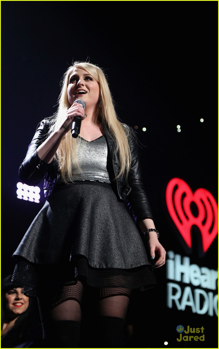 these performers all rocked out at kiss 108s jingle ball 13