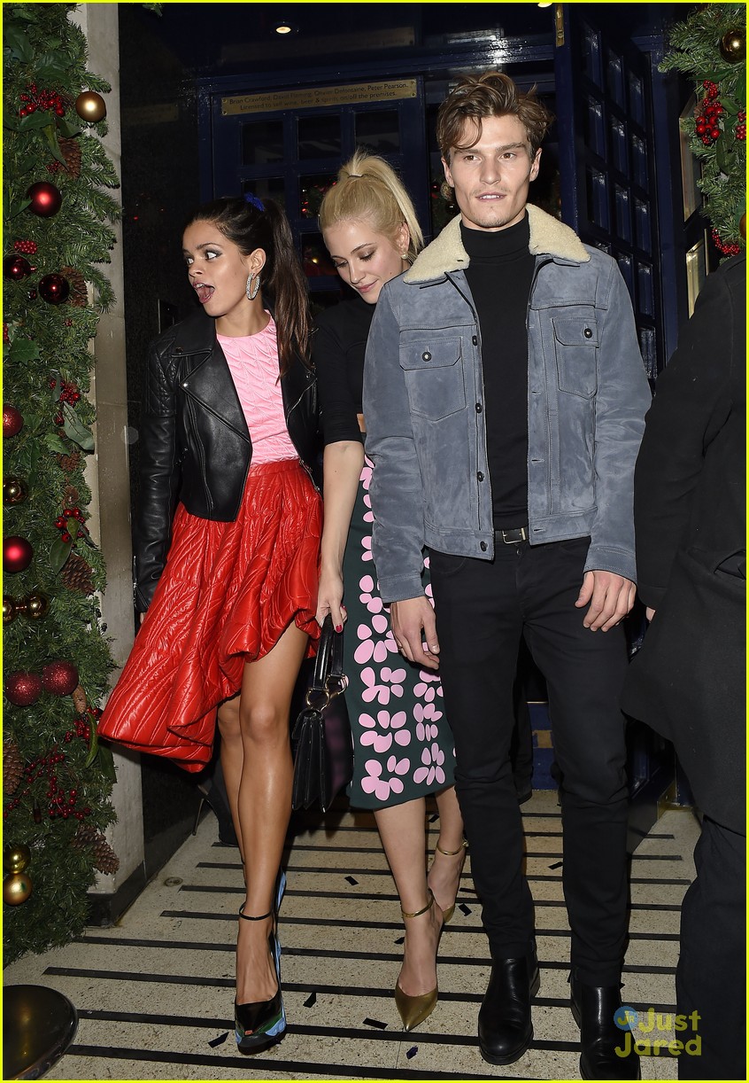 pixie lott oliver cheshire strictly best bits video 14