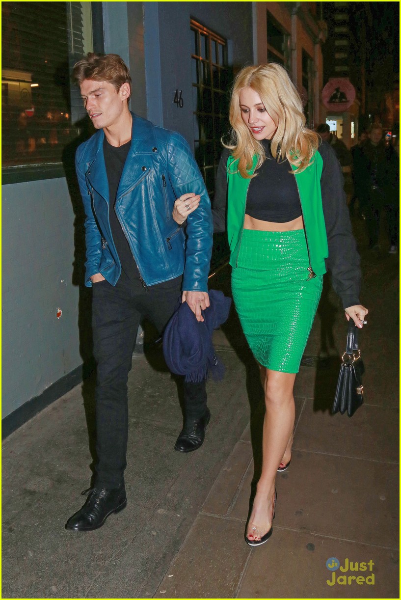 pixie lott green oliver cheshire groucho club london 04
