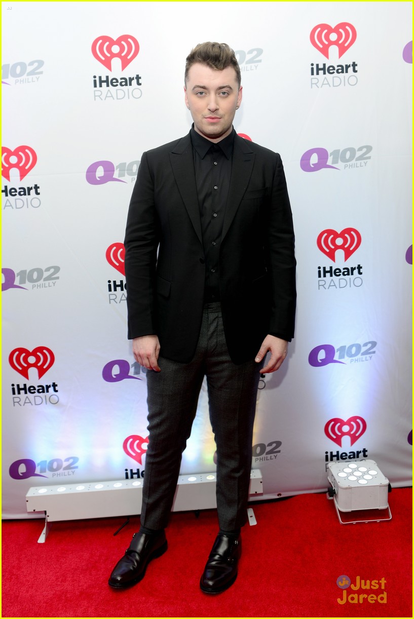 sam smith merry little christmas q102 philly 01