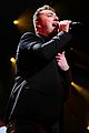 sam smith merry little christmas q102 philly 09