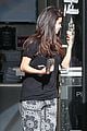 selena gomez pampered after christmas in texas 01