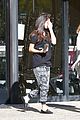 selena gomez pampered after christmas in texas 04