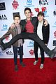 shawn mendes sweet suspense fiym red kettle 13