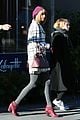 taylor swift grabs lunch with gal pal tavi gevinson 03