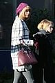 taylor swift grabs lunch with gal pal tavi gevinson 08
