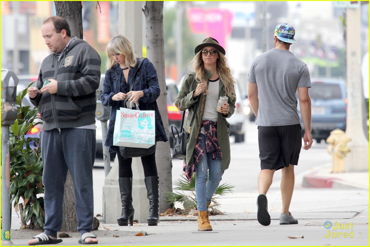 ashley tisdale meetings style evolution 04