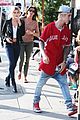justin bieber hailey baldwin grab lunch for second straight day 10