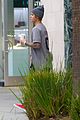 justin bieber gets lunch after emotional apology 02