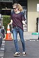 emma roberts dry cleaning run 02