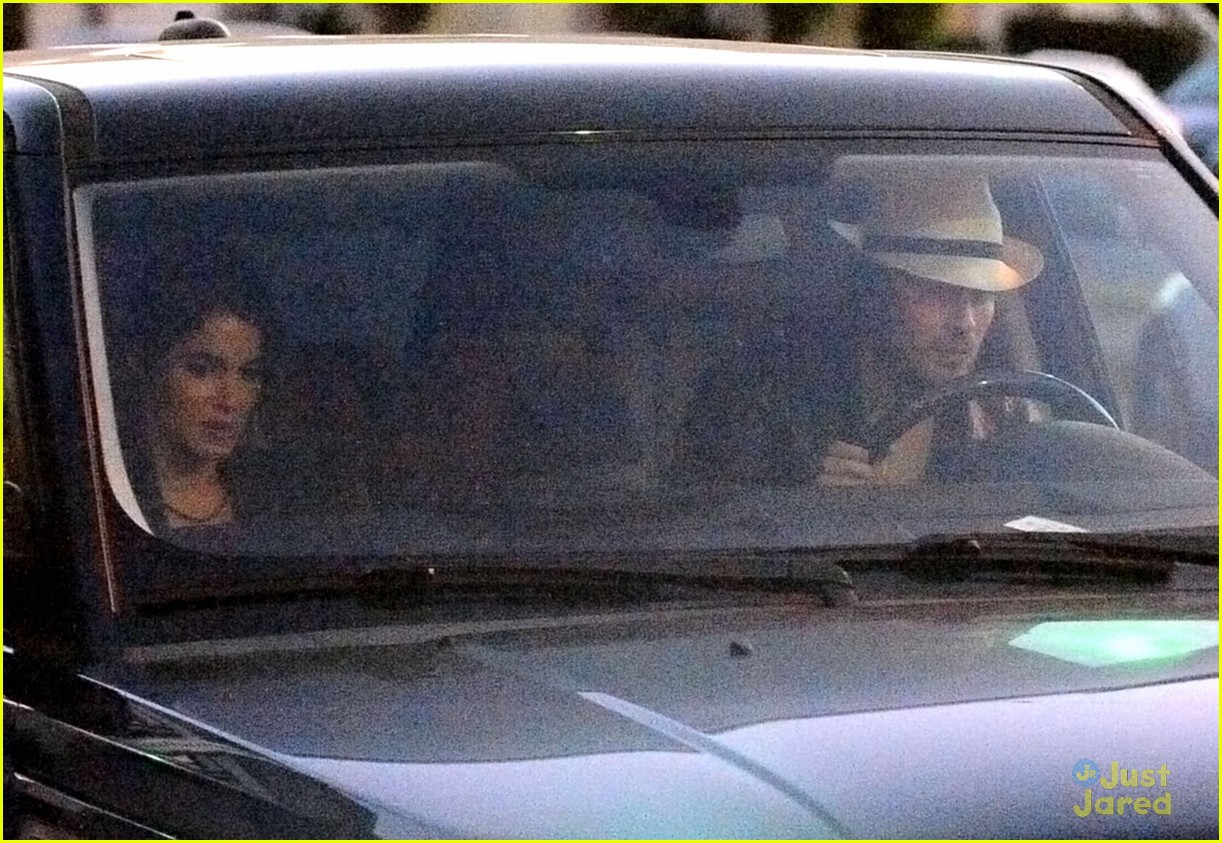 ian somerhalder nikki reed cover up with hats at lunch 15