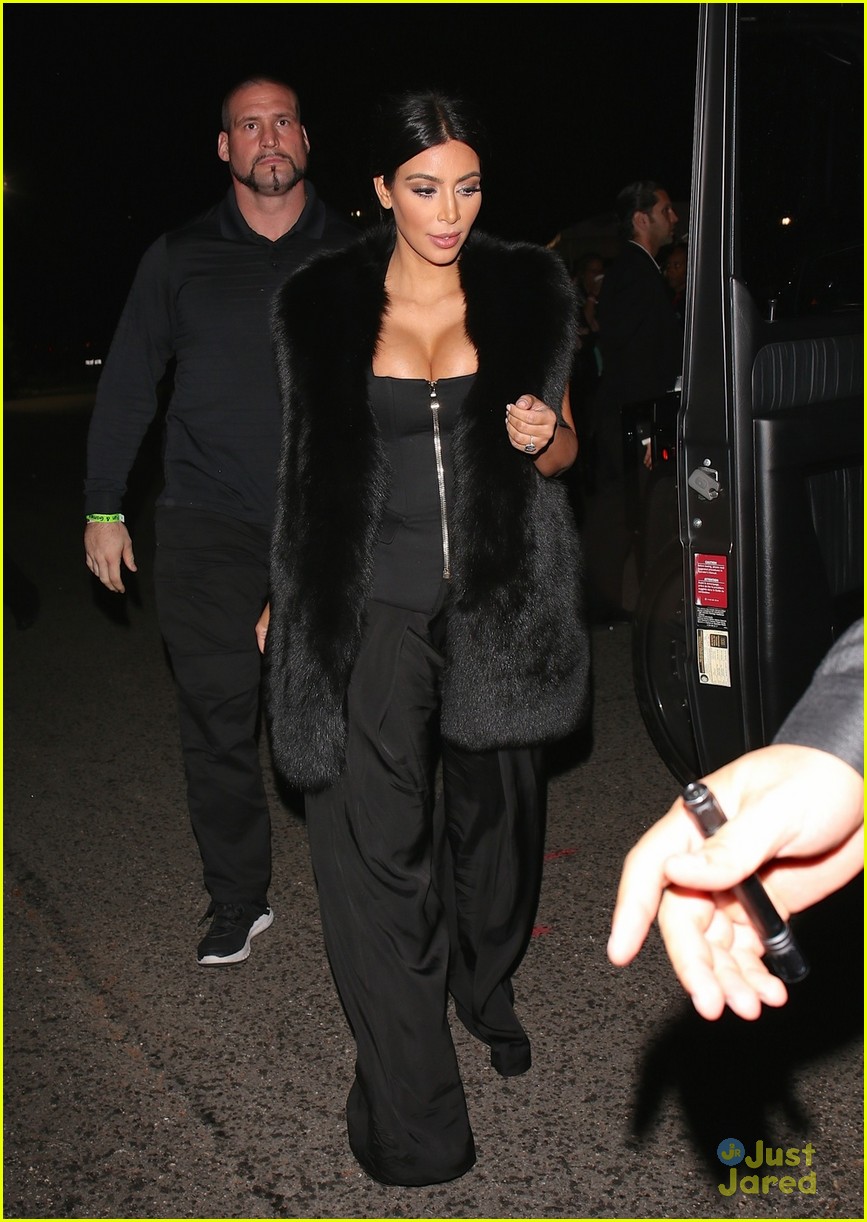 kim kardashian flaunted major cleavage for girls night out 01