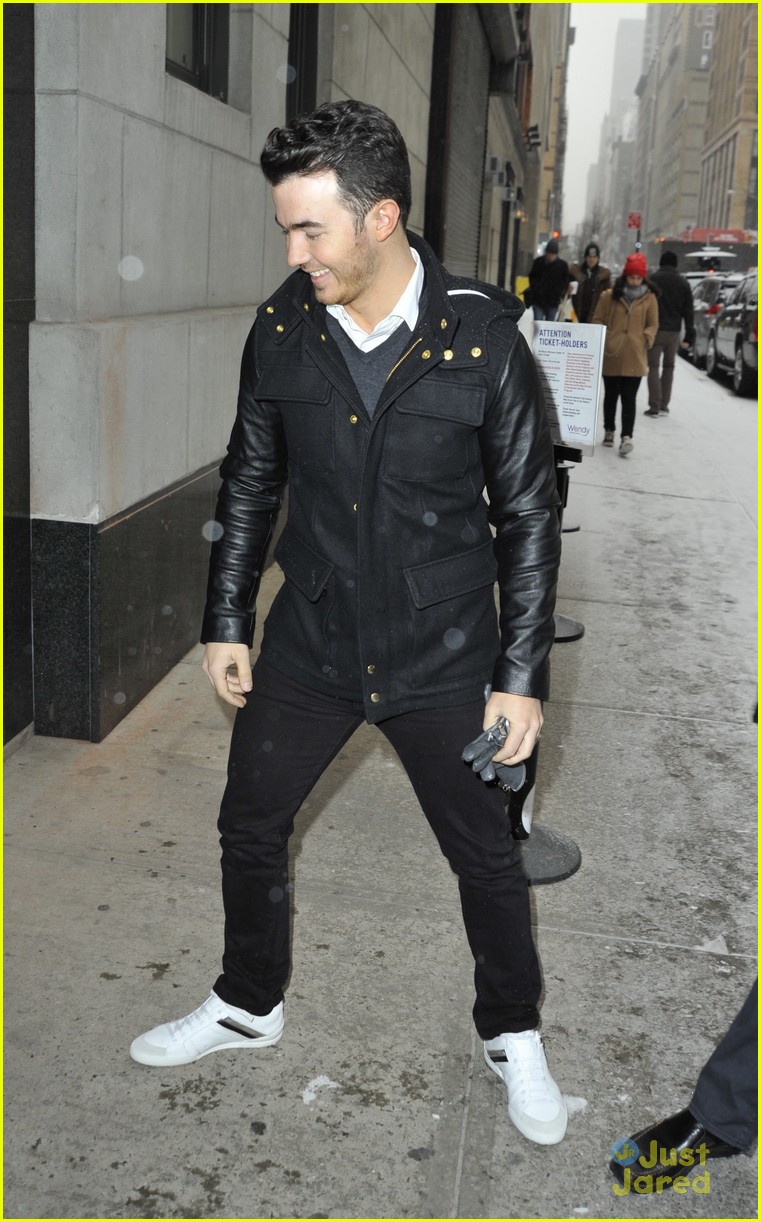 kevin jonas fired celebrity apprentice today show 12