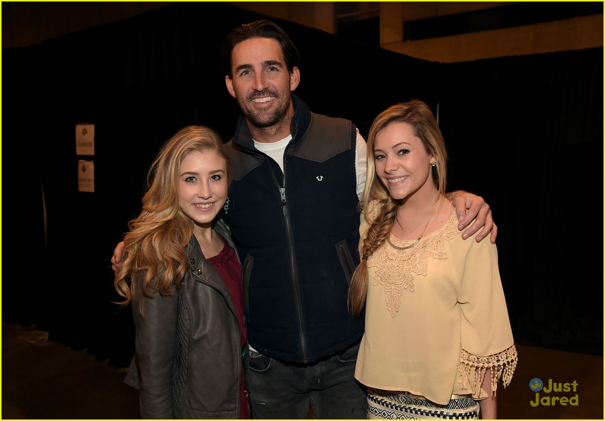 maddie tae cmt live party pics 06