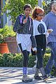 willow smith flashes a peace sign 09