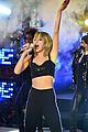 taylor swift new years eve 2015 06