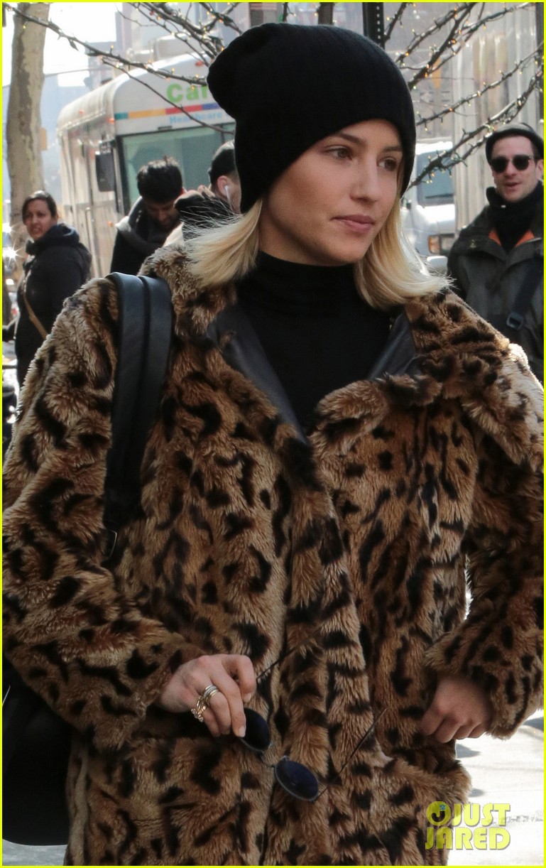 dianna agron style can switch from feminine masculine 04