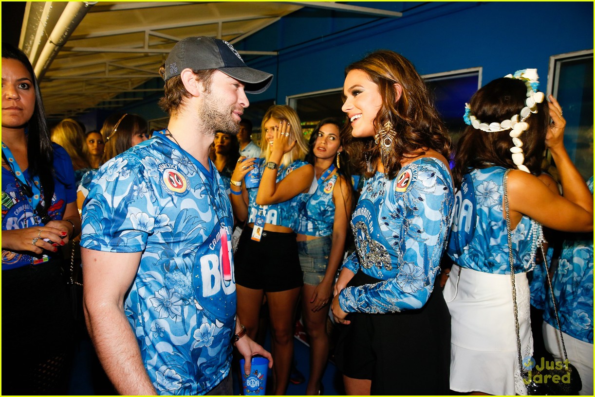 chace crawford makes out with a brazilian singer in rio 14