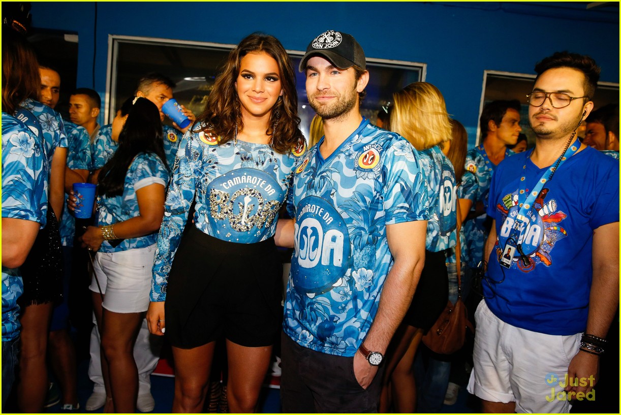 chace crawford makes out with a brazilian singer in rio 25