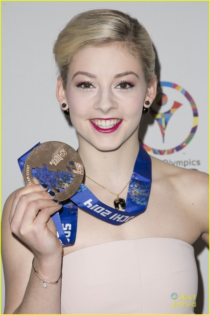 gracie gold ashley wagner gold meets golden event 12