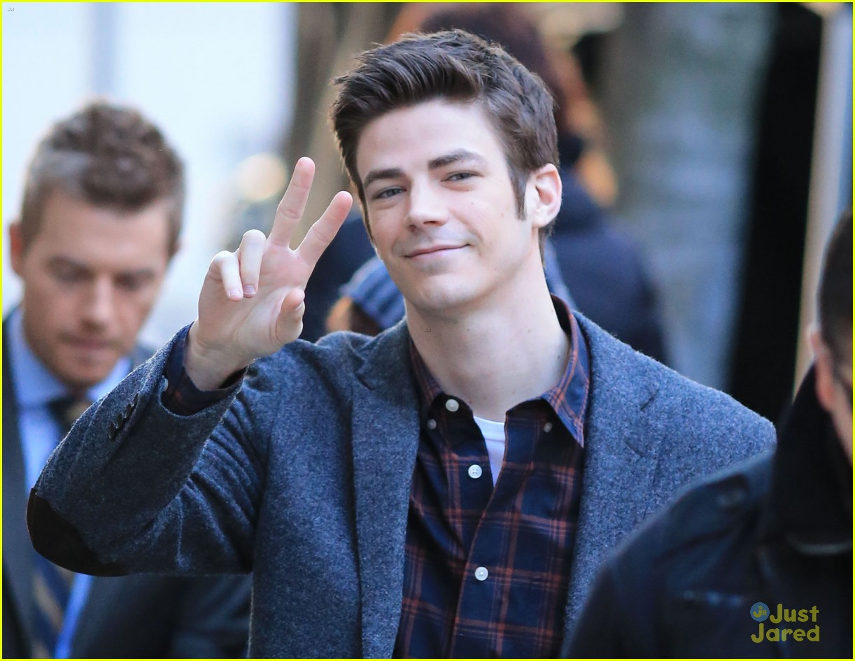grant gustin playful faces paparazzi the flash 18